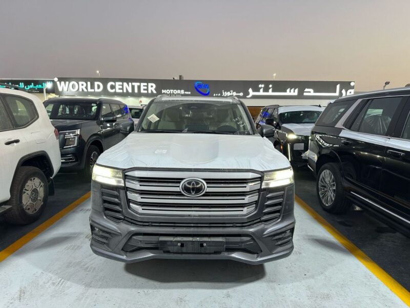 2025 Toyota Land Cruiser GXR 3.5L Twin-Turbo V6 Engine Black Beige FULL WITH JBL AND BIG KIT