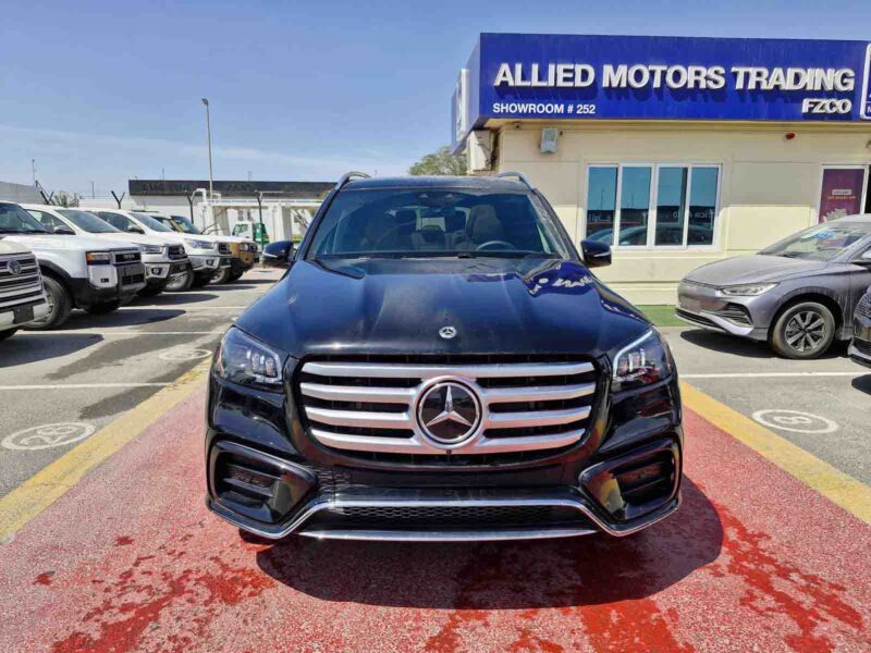 2025 Mercedes-Benz GLS 450 4MATIC 3.0L turbocharged 6 Cylinder Engine Black Tan SUV