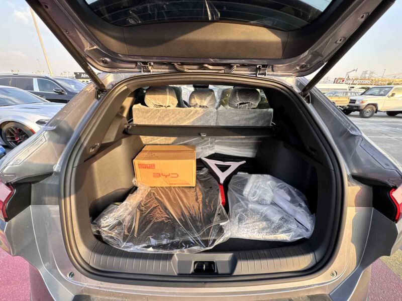 2025 BYD Song Plus Electric Vehicle 605km Flagship Version Grey White SUV Automatic