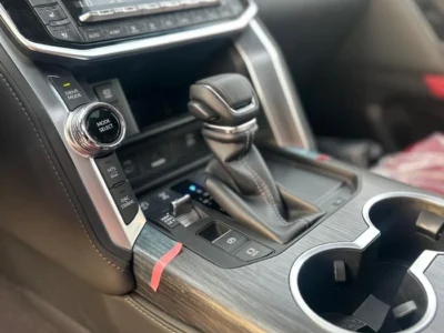 2025 Toyota Land Cruiser VXR 3.5L Twin-Turbo V6 Petrol Engine Black Red SUV GCC Specs