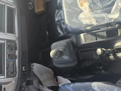 2024 Hino 500 GH1927 13.5 Ton 7.7L 6-cylinder Turbocharged Diesel Engine White Grey Truck