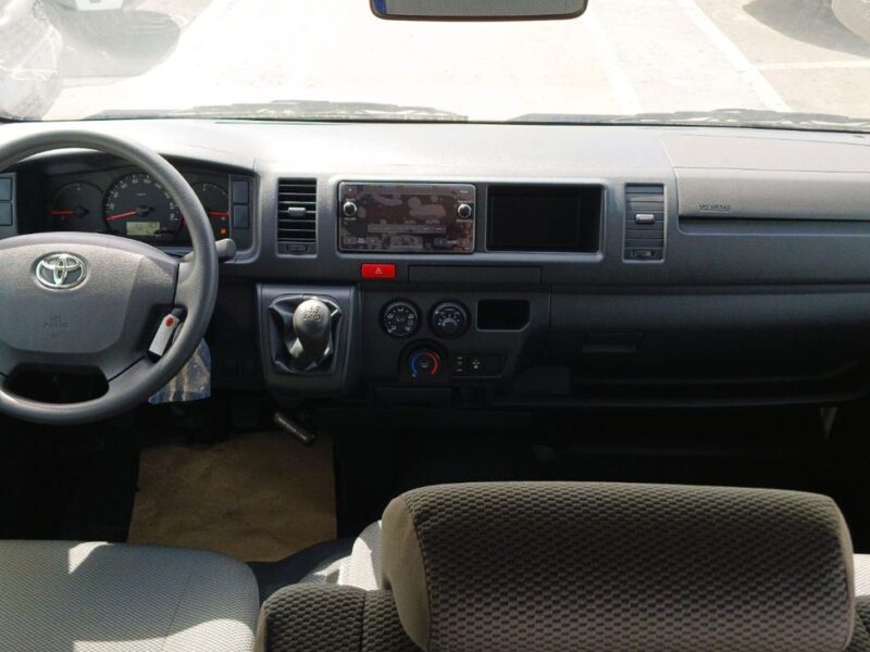2025 Toyota Hiace High roof 2.5L Diesel MT 16-Seat 4-Cylinder Turbo White Black Van