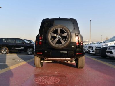 2025 Land Rover Defender 110 X-Dynamic HSE 3.0L Inline-6 Turbocharged Petrol Black SUV
