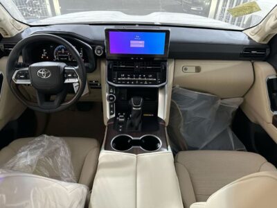 2025 Toyota Land Cruiser GXR 3.5L Twin-Turbo V6 Engine Black Beige FULL WITH JBL AND BIG KIT