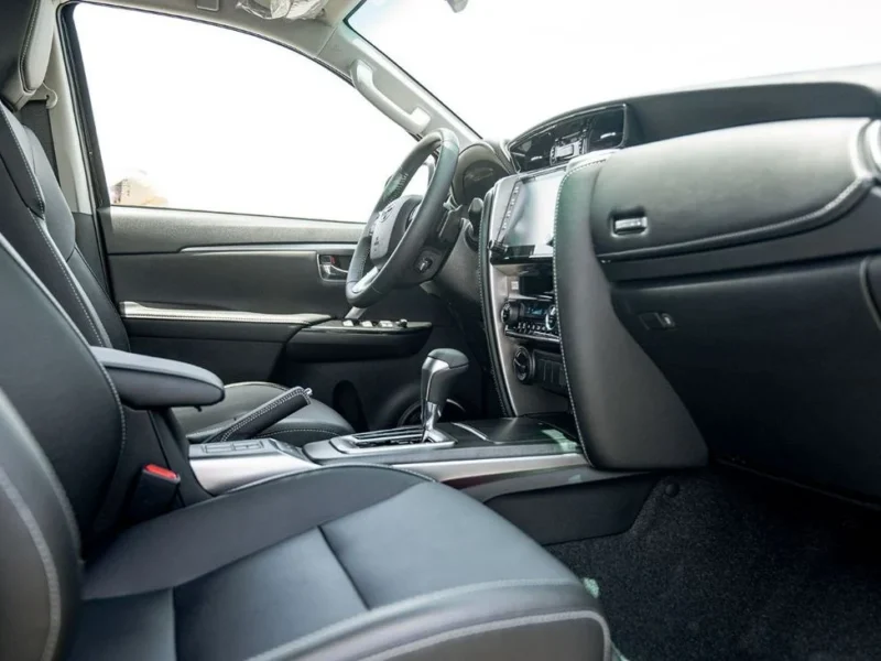 2024 Toyota Fortuner 2.8 L 4 Cylinders Turbocharged Diesel Engine Black SUV Automatic