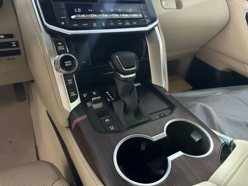 2025 Toyota Land Cruiser GXR 3.5L Twin-Turbo V6 Engine Black Beige FULL WITH JBL AND BIG KIT
