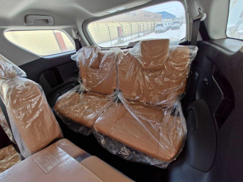 2025 Toyota Fortuner VXR 4.0-liter V6 Petrol Engine White Tan SUV Automatic GCC Specs