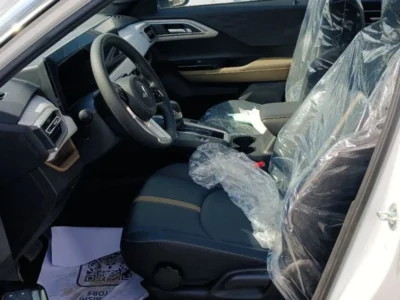 2025 Mitsubishi Xforce 1.5L MIVEC 4-cylinder Petrol Engine White Black SUV GCC Specs