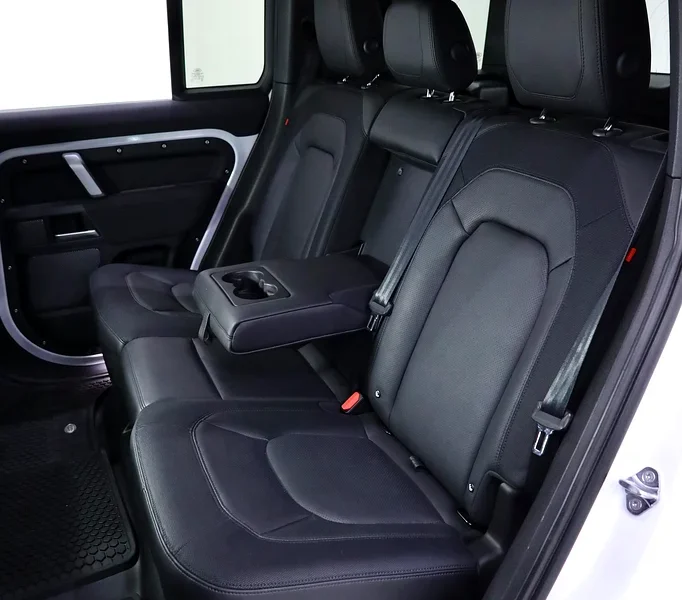 2023 Land Rover Defender 110 X-Dynamic HSE V6 Engine White Black SUV FULLY LOADED