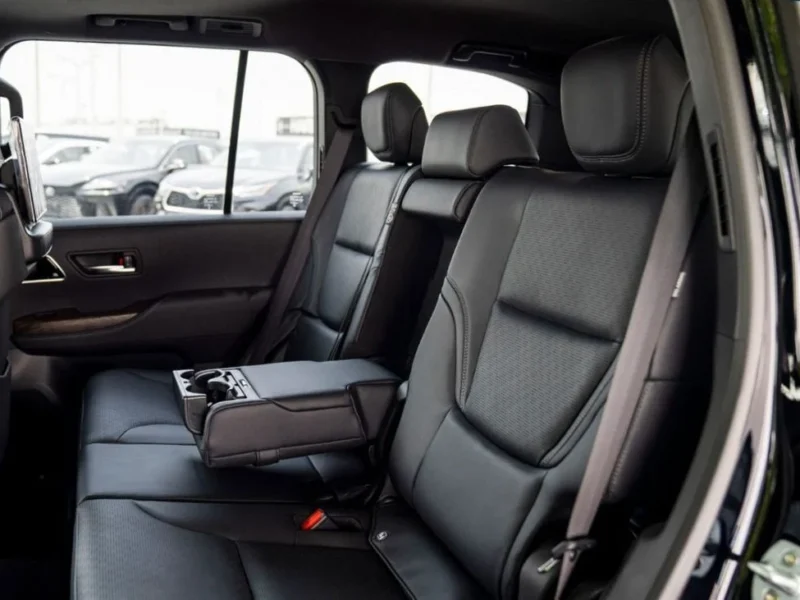 2025 Toyota Land Cruiser VXR 3.3-liter V6 Twin-Turbo Diesel Engine Black SUV Automatic