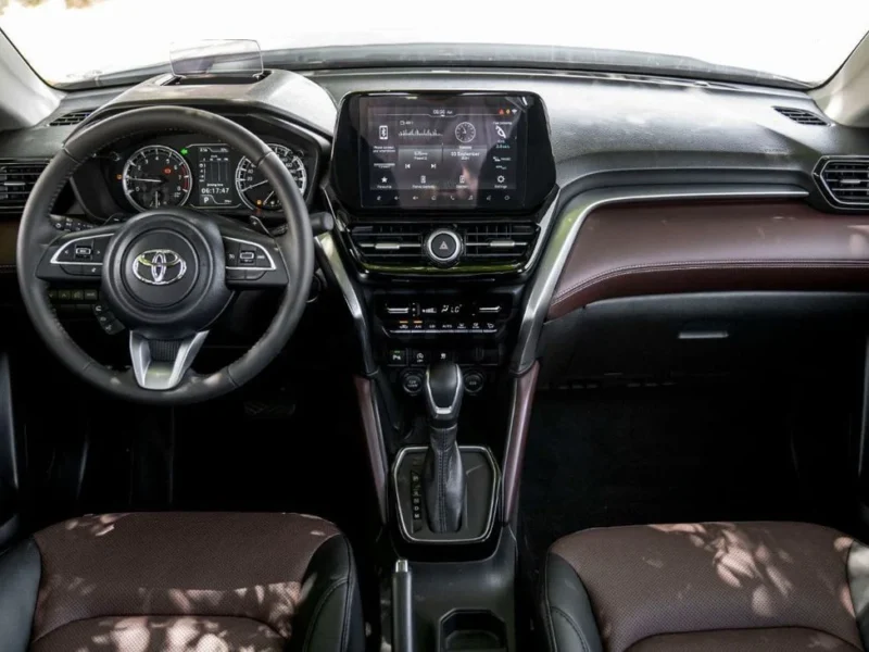 2026 Toyota Urban Cruiser 1.5 Litres 4-Cylinder Petrol Engine White Tan SUV GCC