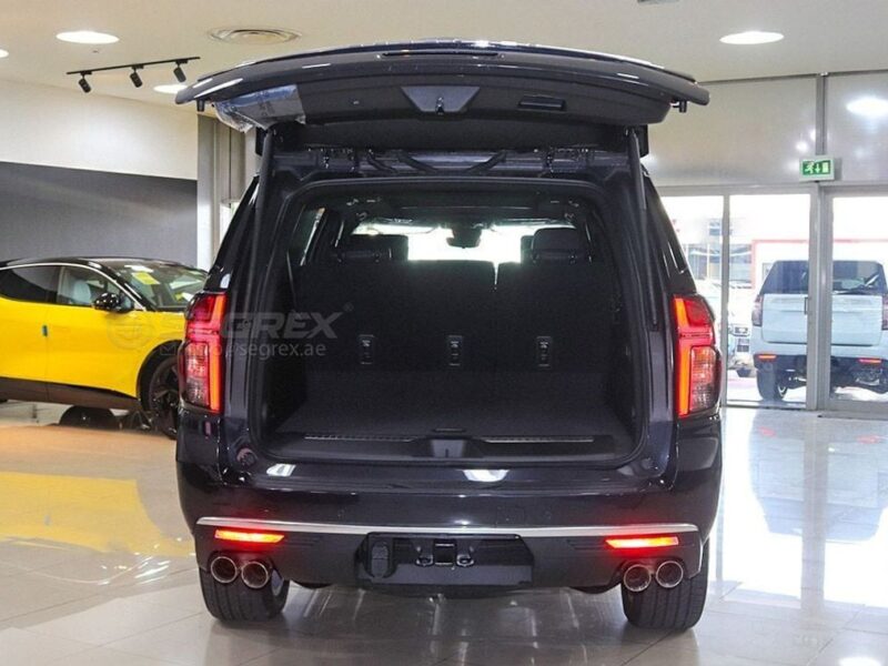 2023 Chevrolet Suburban 6.2 Litre V8 Petrol Engine Blue Black Luxury SUV European Specs