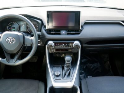 2025 Toyota RAV 4 2.5 Litres Inline 4-Cylinder Hybrid Engine Black Grey SUV GCC Specs