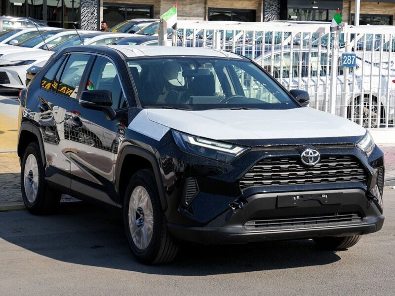 2025 Toyota RAV 4 2.5 Litres Inline 4-Cylinder Hybrid Engine Black Grey SUV GCC Specs