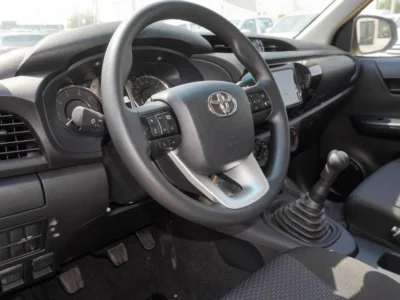 2025 Toyota Hilux 2.4-liter 4-cylinder in-line Turbo Diesel White Grey Pickup Truck Manual