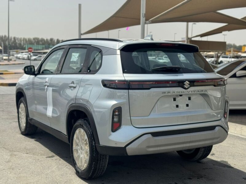 2026 Suzuki Grand Vitara 1.5 Litres 4-cylinder Petrol Engine Silver Black SUV GCC Specs
