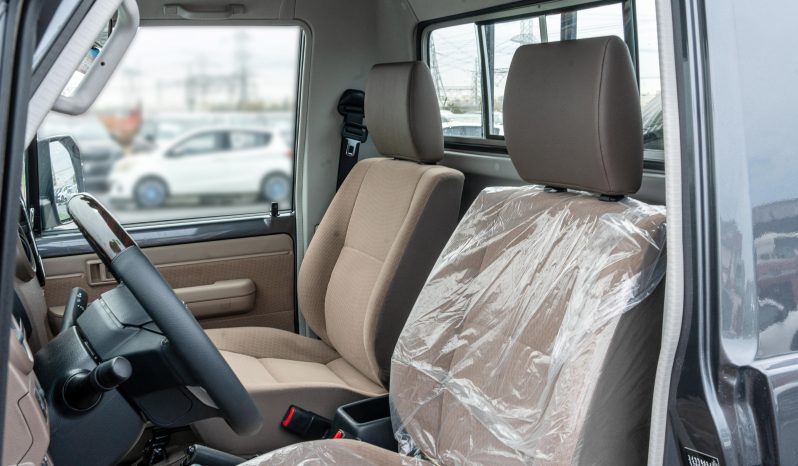 2026 Toyota Land Cruiser 79 Single Cab MT 2.8L 4-cylinder Turbo Diesel Grey Brown Pickup