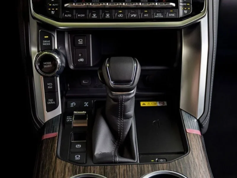 2025 Toyota Land Cruiser VXR 3.3-liter V6 Twin-Turbo Diesel Engine Black SUV Automatic