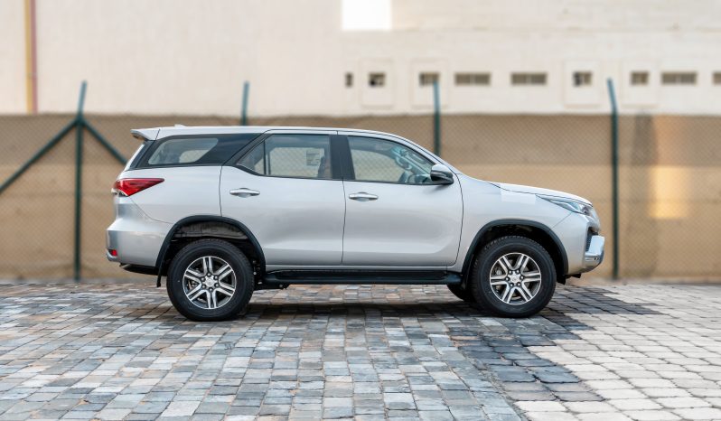 2026 Toyota Fortuner GX 2.7 Liter 4-Cylinder Petrol Engine Silver Tan SUV Automatic