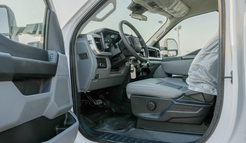 2024 Ford F-250 XL 6.8 Liters V8 Petrol Engine White Grey Pickup Truck Automatic