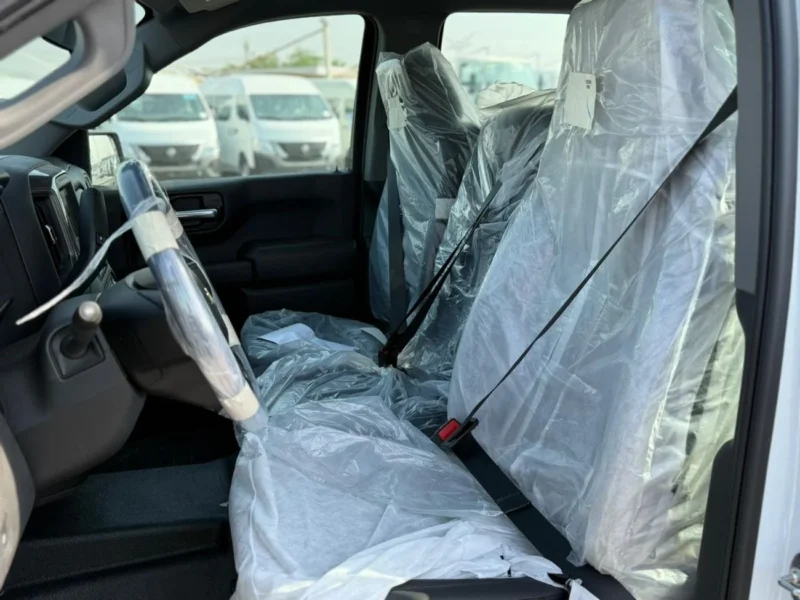 2025 Chevrolet Silverado 1500 RST 5.3L EcoTec3 V8 White Black Pickup Truck GCC