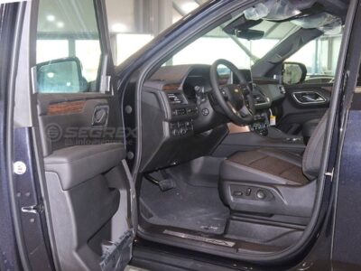 2023 Chevrolet Suburban 6.2 Litre V8 Petrol Engine Blue Black Luxury SUV European Specs