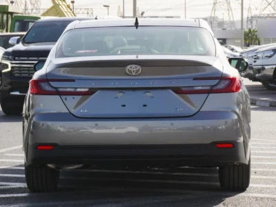 2025 Toyota Camry LE HEV 2.5L 4-Cylinder Hybrid Engine Grey Beige Sedan GCC Specs