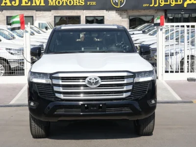 2026 Toyota Land Cruiser GXR 3.5 Litres V6 Twin Turbo Engine Black Grey SUV GCC Specs