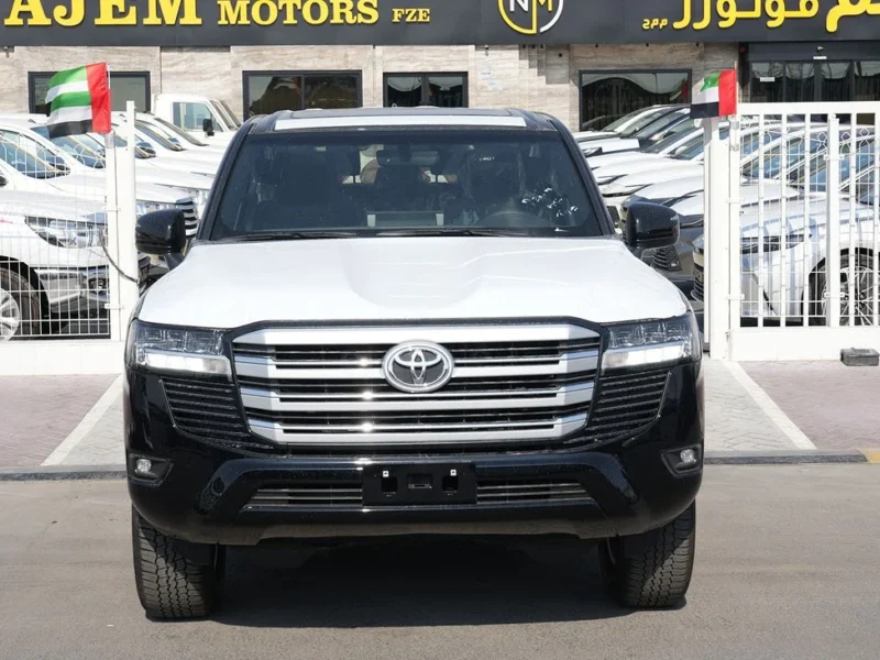 2026 Toyota Land Cruiser GXR 3.5 Litres V6 Twin Turbo Engine Black Grey SUV GCC Specs