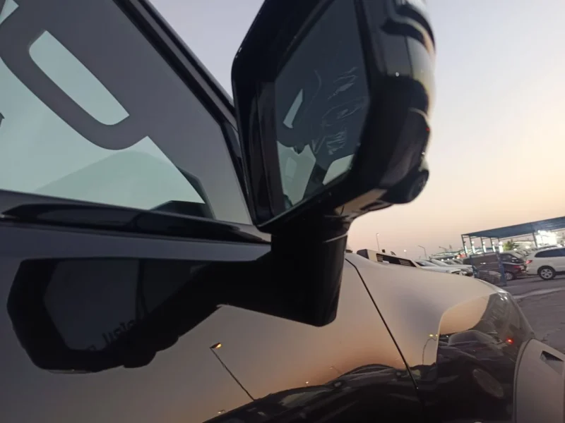 2025 Jetour T2 Luxury 2.0L turbocharged 4-cylinder Engine Black SUV Automatic