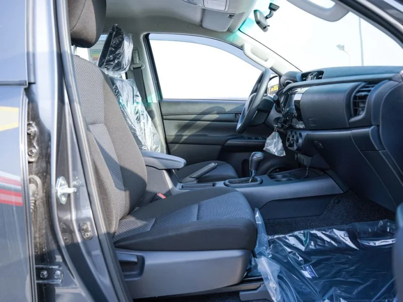 2026 Toyota Hilux 2.8L Turbo 4 Cylinders Diesel Engine Grey Black Pickup Truck GCC Specs