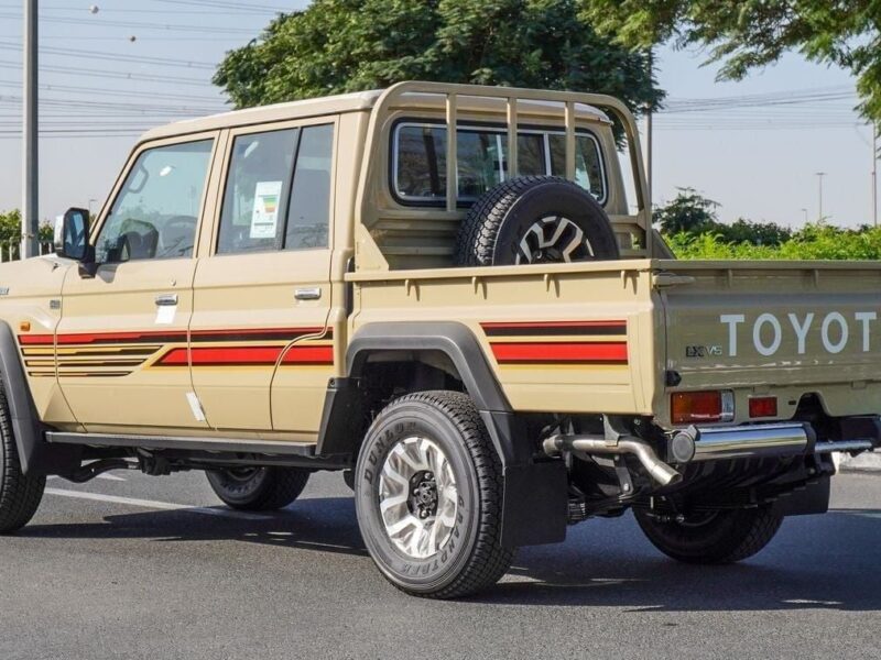 2025 Toyota Land Cruiser Pick Up LX 4.0 Litres V6 Petrol Engine Beige Tan Automatic GCC