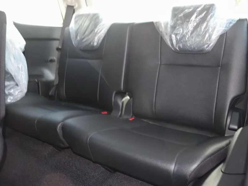 2026 Toyota Fortuner 4.0-liter V6 Petrol Engine White Black SUV GCC Specs Automatic