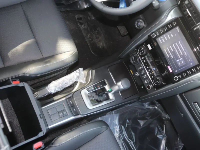 2026 Toyota Fortuner 4.0-liter V6 Petrol Engine Black SUV GCC Specs Automatic