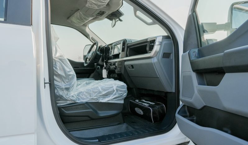 2024 Ford F-250 XL 6.8 Liters V8 Petrol Engine White Grey Pickup Truck Automatic