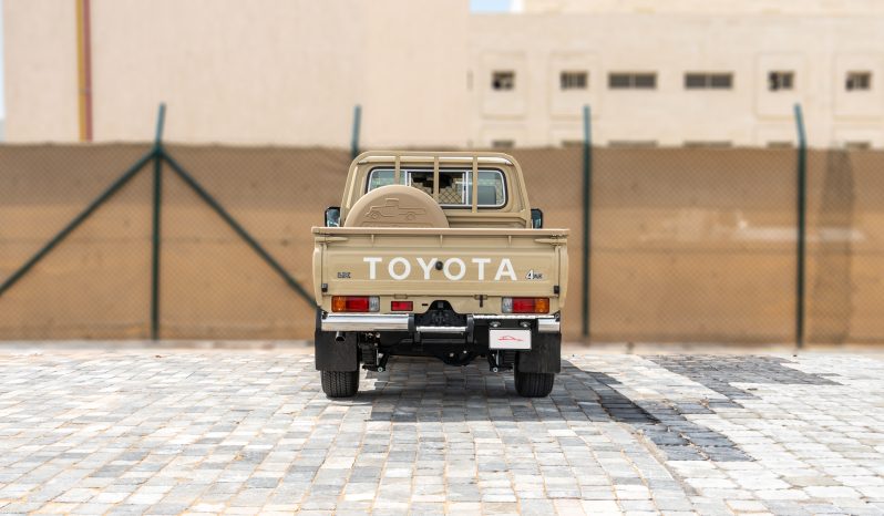 2026 Toyota Land Cruiser 79 2.8L 4-cylinder Turbo Diesel Engine Beige Brown Pickup