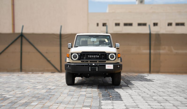 2026 Toyota Land Cruiser 79 2.8L 4-cylinder Turbo Diesel Engine Beige Brown Pickup