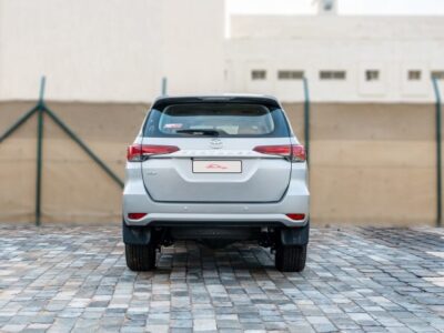 2026 Toyota Fortuner GX 2.7 Liter 4-Cylinder Petrol Engine Silver Tan SUV Automatic