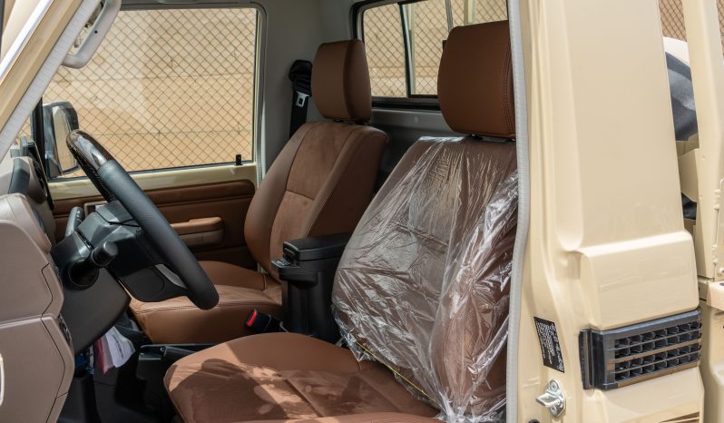 2026 Toyota Land Cruiser 79 2.8L 4-cylinder Turbo Diesel Engine Beige Brown Pickup