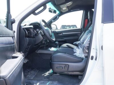 2025 Toyota Hilux GR SPORT 4.0 Litres V6 Petrol Engine White Black Pickup Truck GCC