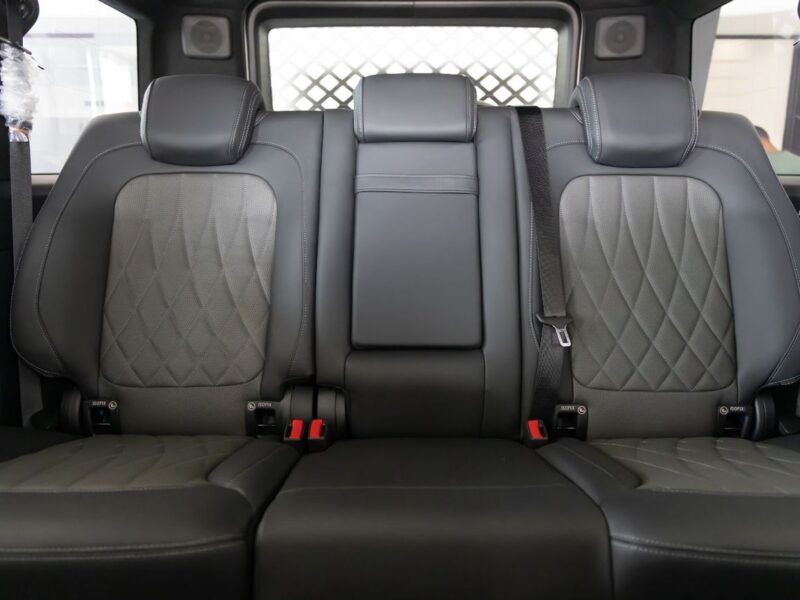 2025 Mercedes-Benz G 63 AMG 4MATIC 4L Biturbo V8 Double Night Package White Brown SUV