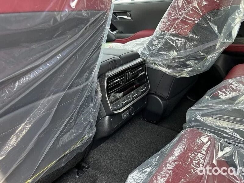 2026 Toyota Land Cruiser 3.5 Litres Twin Turbo V6 Petrol Engine Silver Red SUV Automatic