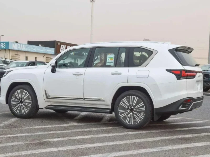 2025 Lexus LX 600 Signature 3.5 Liters V6 Twin-Turbo Petrol Engine White Tan SUV GCC
