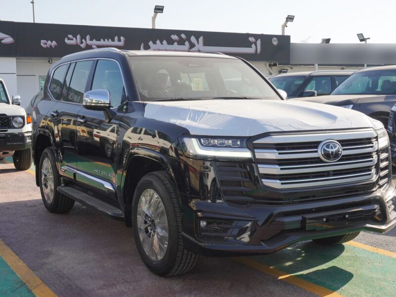 2025 Toyota Land Cruiser VXR 3.5L Twin Turbo V6 Petrol Engine Black Red SUV GCC