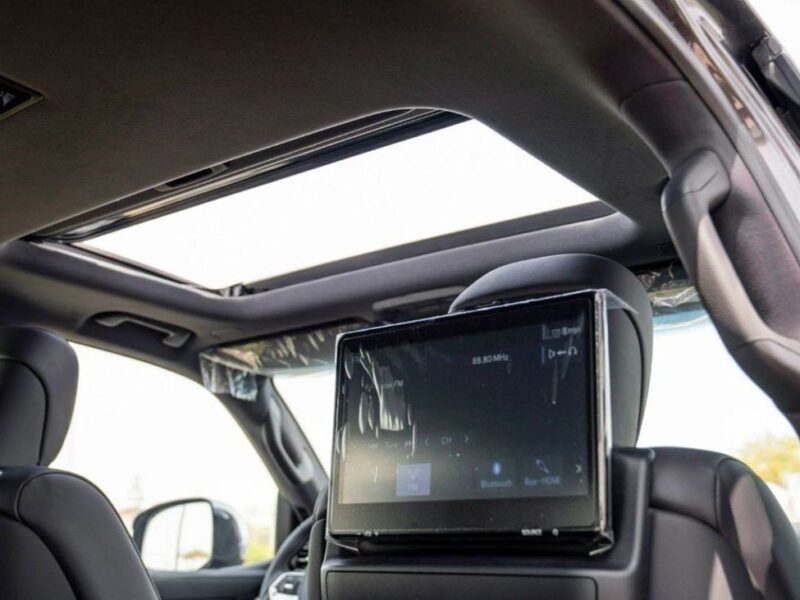 2025 Toyota Land Cruiser VXR 3.3 Litres V6 Twin-Turbo Diesel Engine Grey Black SUV