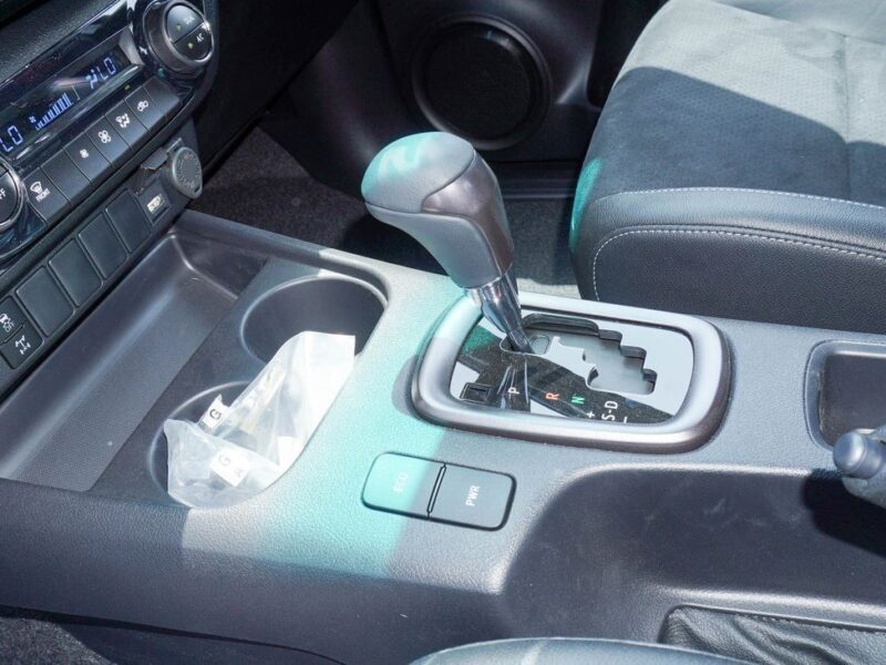 2025 Toyota Hilux GR SPORT 4.0 Litres V6 Petrol Engine White Black Pickup Truck GCC