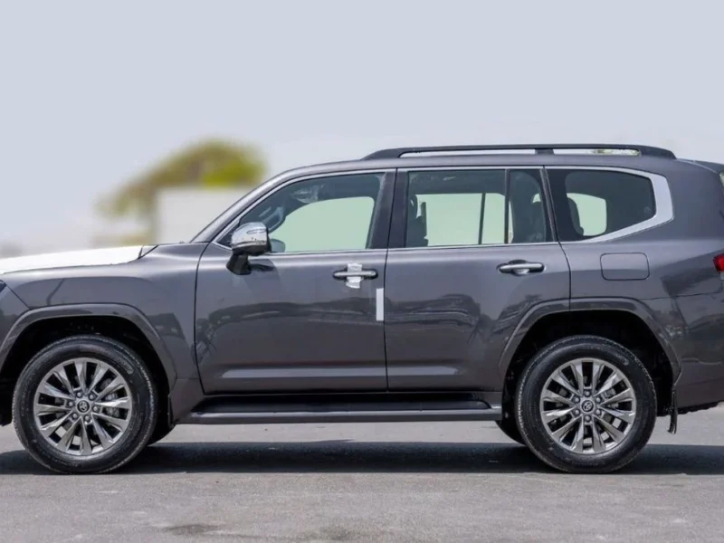 2025 Toyota Land Cruiser VXR 3.3 Litres V6 Twin-Turbo Diesel Engine Grey Black SUV