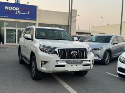 2019 Toyota Land Cruiser Prado GXR 2.7 Liters 4-cylinder Engine White Beige SUV GCC