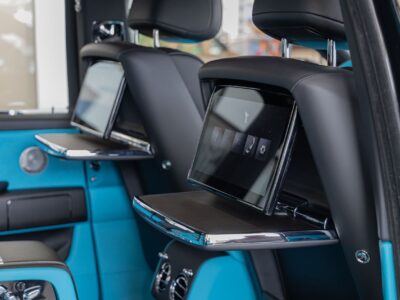 2026 ROLLS-ROYCE CULLINAN SILVER BADGE 6.7 L 12 Cylinders Black Blue SUV FULL OPTIONS