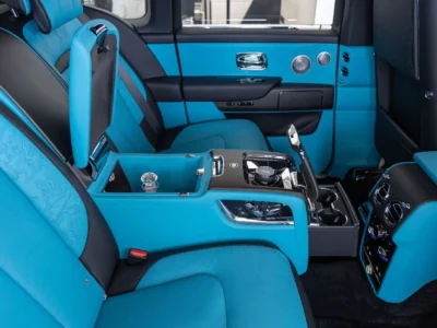 2026 ROLLS-ROYCE CULLINAN SILVER BADGE 6.7 L 12 Cylinders Black Blue SUV FULL OPTIONS